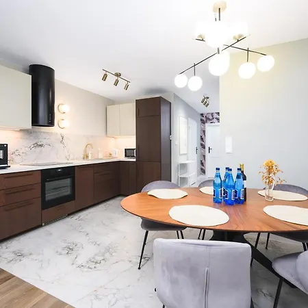 Amber Sea - Letnica By Oneapartments דירה גדנסק