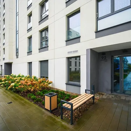Amber Sea - Letnica By Oneapartments * גדנסק