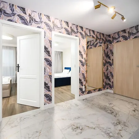Amber Sea - Letnica By Oneapartments