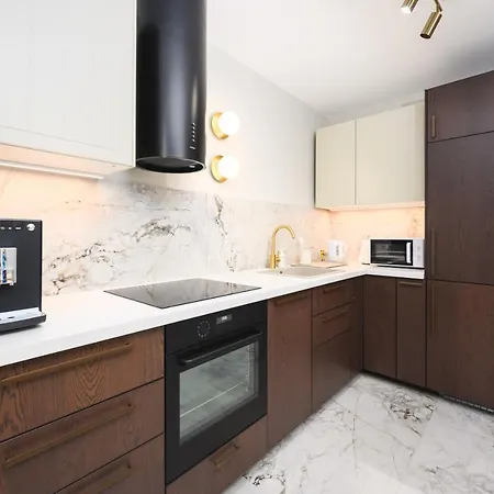 아파트 Amber Sea - Letnica By Oneapartments